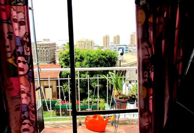 هاستل Hostal La Casa Azul