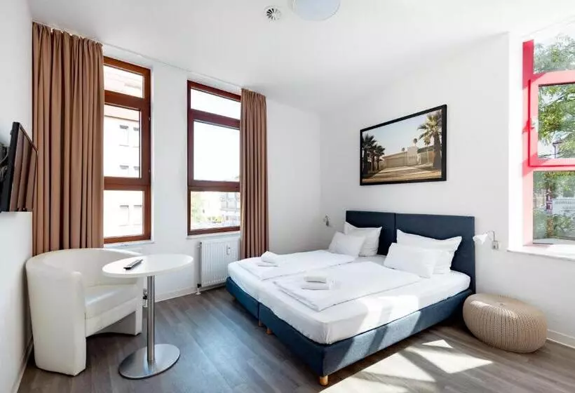 Hotelli Garni Am Olgaeck