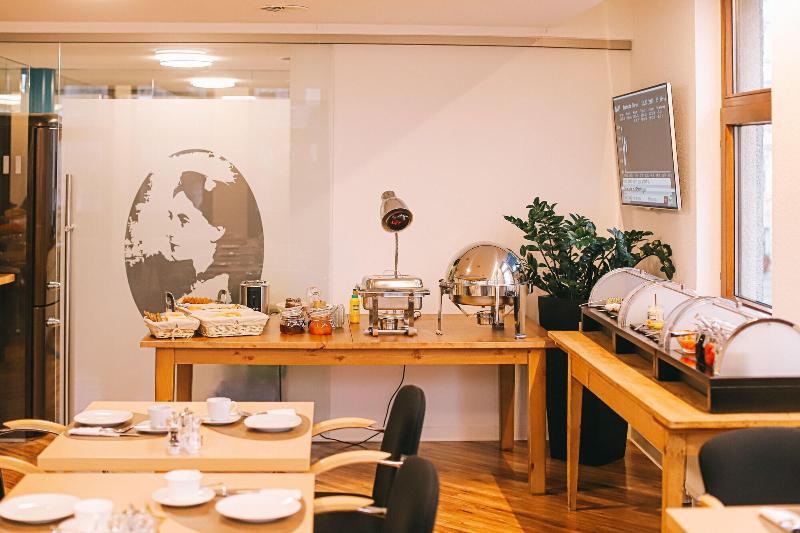 هتل Garni Am Olgaeck