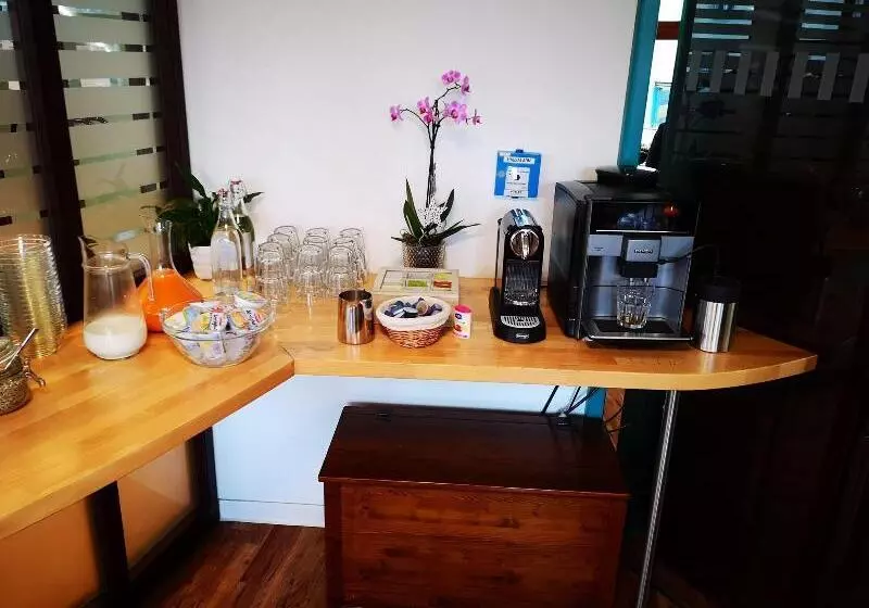 Hotelli Garni Am Olgaeck