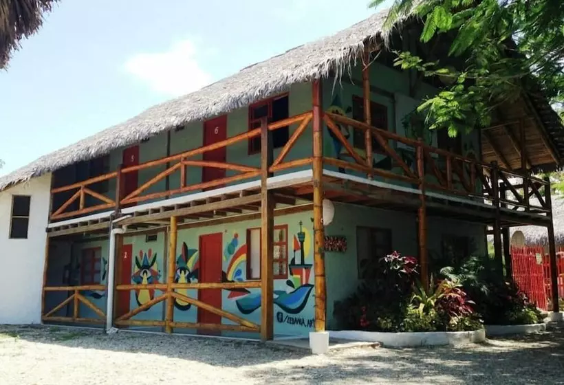 Majatalo Pop House Montañita