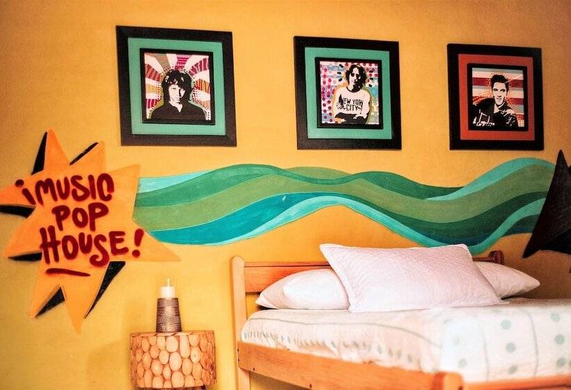 بنسيون Pop House Montañita