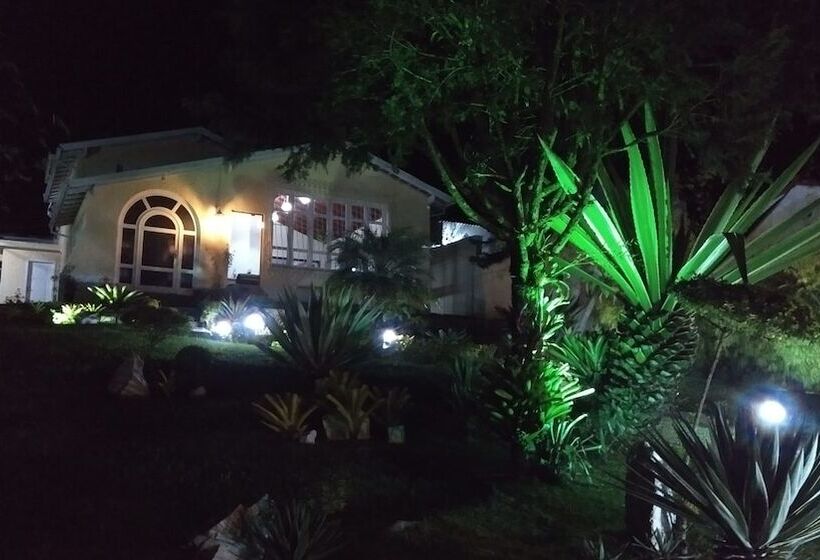 旅馆 Pousada Valparaiso