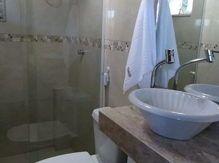 ユースホステル Pousada Valparaiso