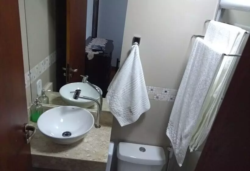 ユースホステル Pousada Valparaiso