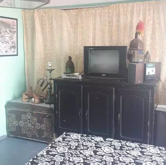 تختخواب و صبحانه Dar Bianca