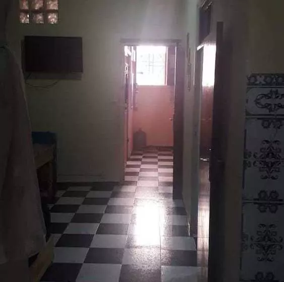 تختخواب و صبحانه Dar Bianca