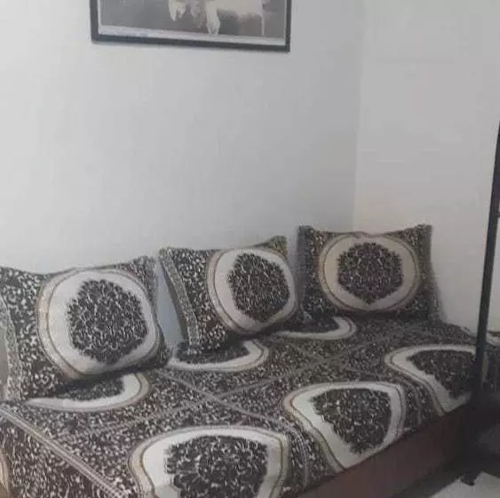 تختخواب و صبحانه Dar Bianca