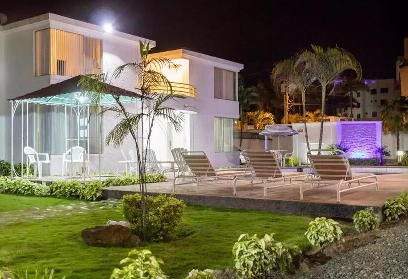 هتل Oceanic Lodge