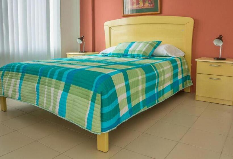 هتل Oceanic Lodge