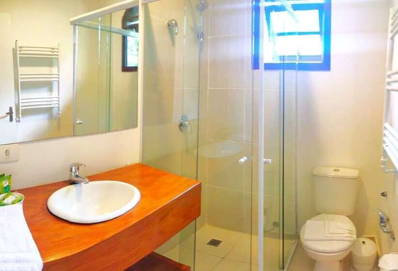 هتل Pousada Château Dos Fontes