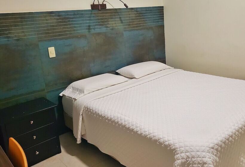 膳宿费 Dc Suites Aeropuerto