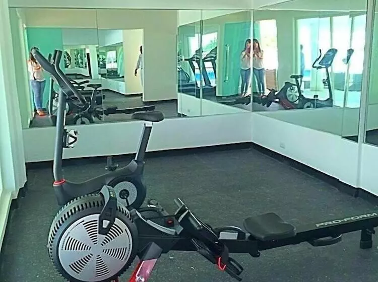 Vista Marina Residence