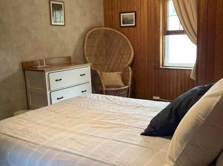 ベッドアンドブレックファースト Auberge Les Sources