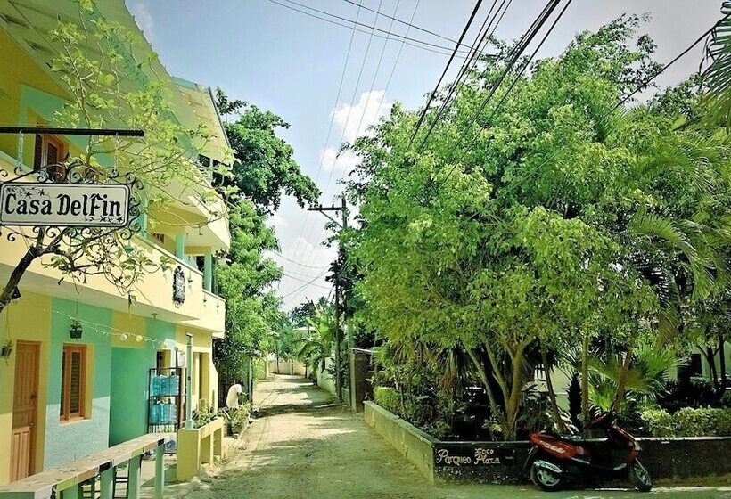 تختخواب و صبحانه Casa Delfin Guest House