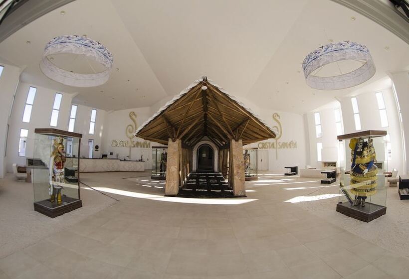 هتل Cristal Samaña