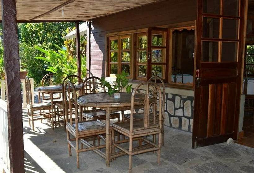 هتل Forêt Australe