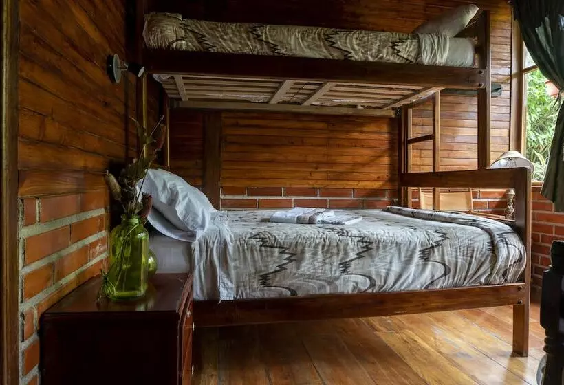 ホテル Mindo Green House