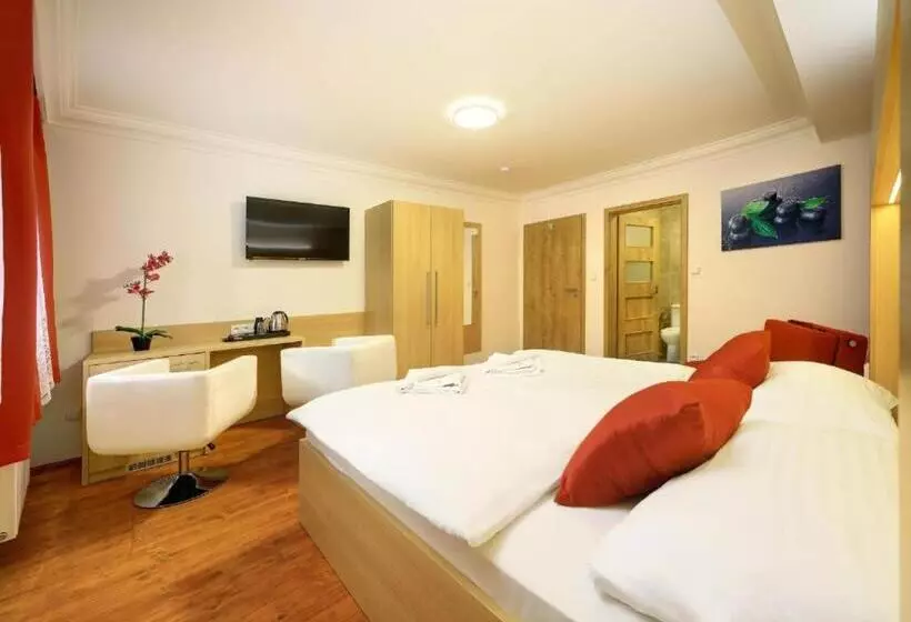 Hotelli Pension U Martina