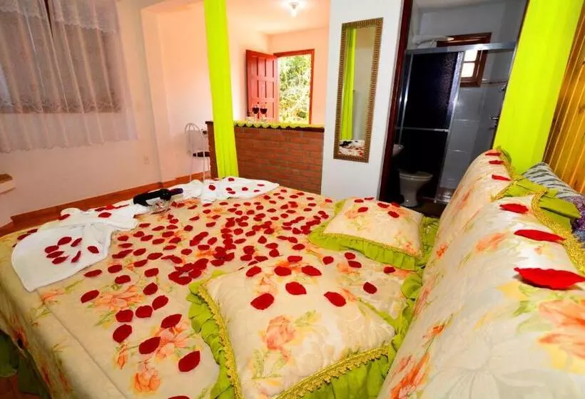 Hotelli Pousada Cantinho Colibri