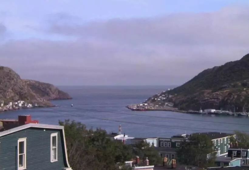 Majatalo Bond Guest House