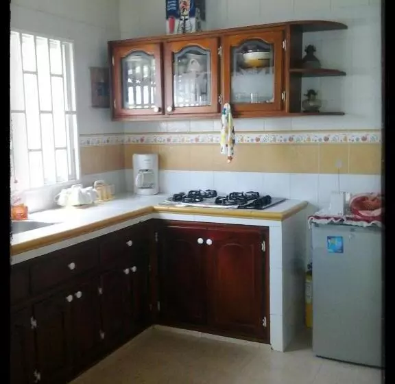 Majatalo Posada Nativa Atardecer Isleño