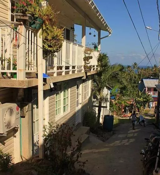 Majatalo Posada Nativa Atardecer Isleño