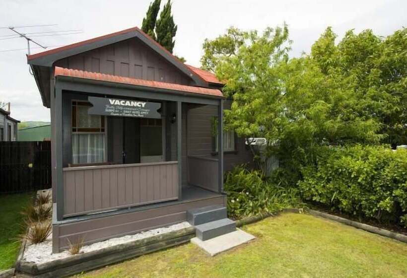 Travellers Inn Motel