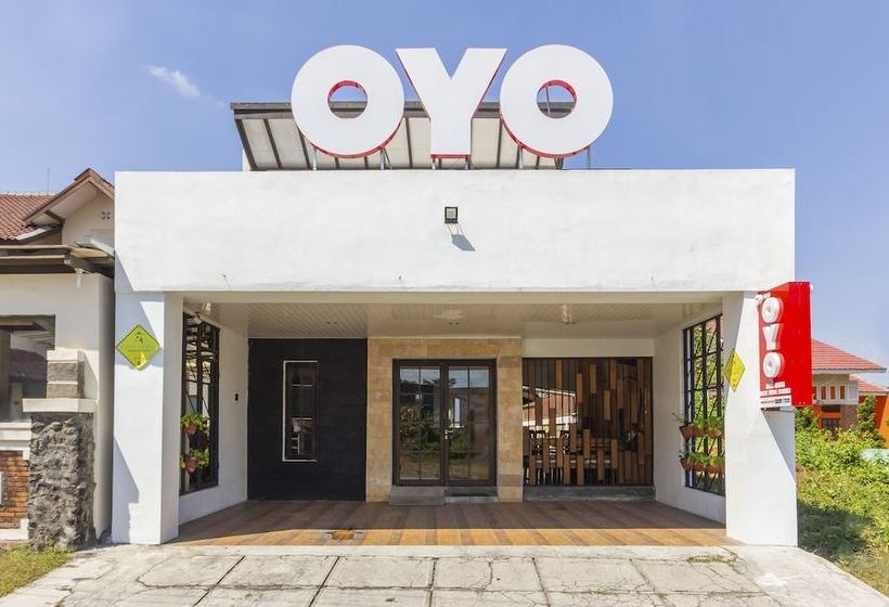 הוסטל Rifka Annisa Guesthouse Syariah