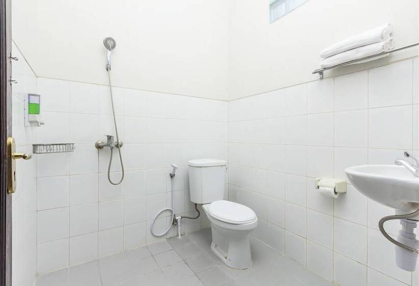 הוסטל Rifka Annisa Guesthouse Syariah