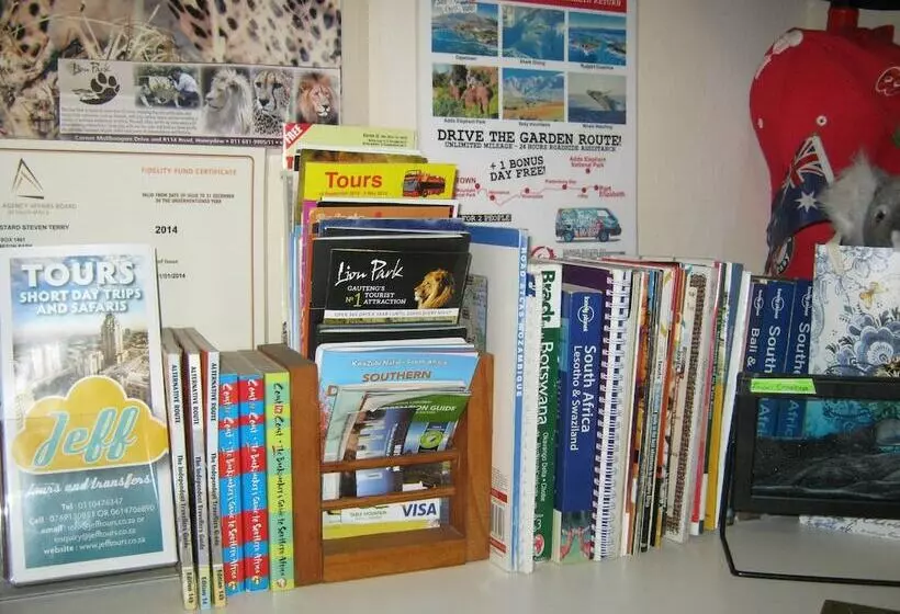 هاستل Terrylin Backpackers Adults Only