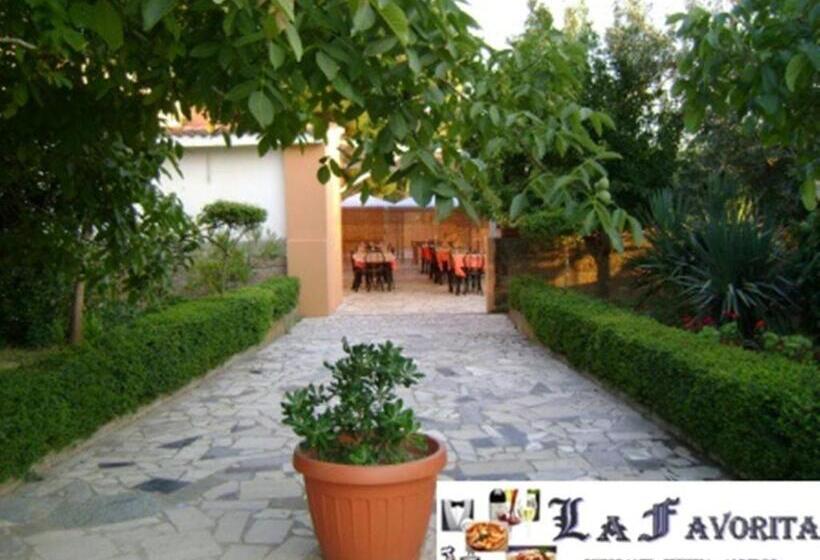 مسافرخانه La Favorita