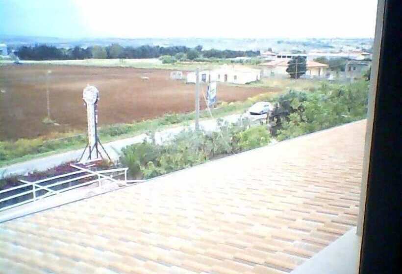 مسافرخانه La Favorita