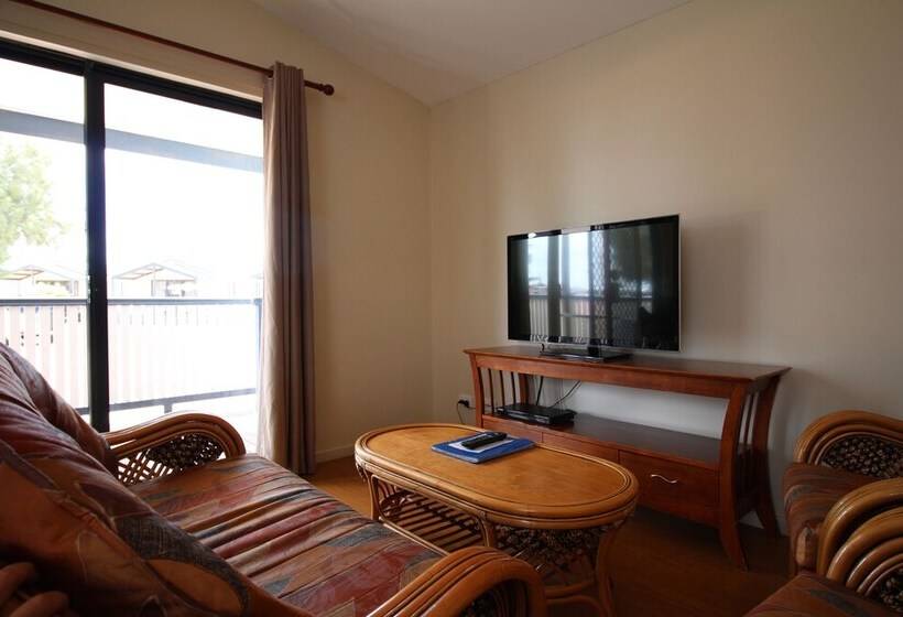 Отель Jurien Bay Tourist Park