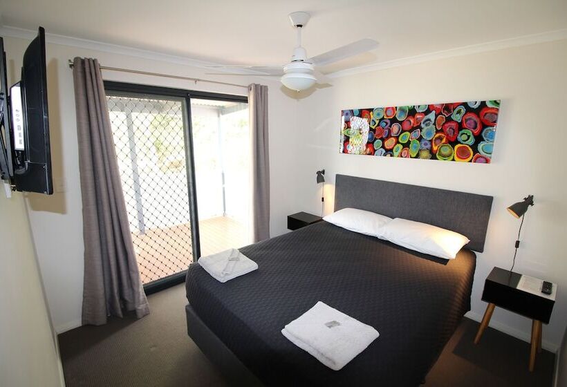 Отель Jurien Bay Tourist Park