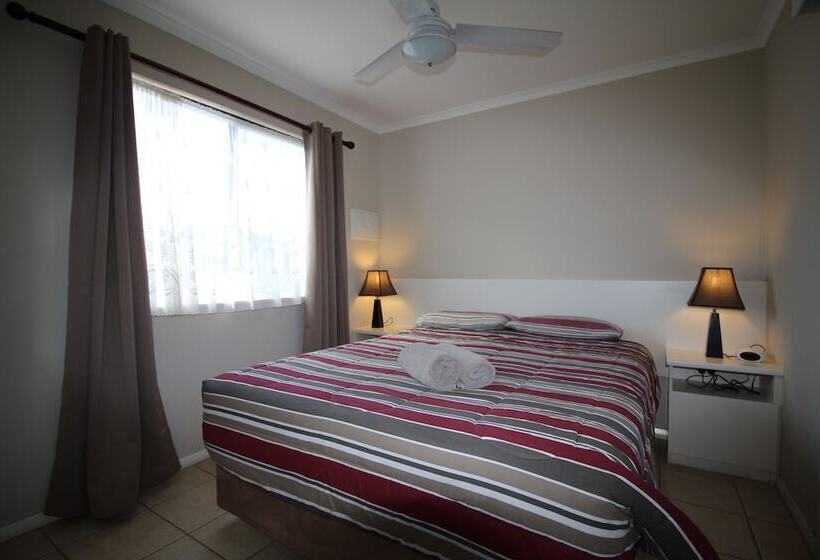 Отель Jurien Bay Tourist Park