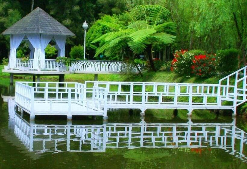 The Hill Hotel & Resort Sibolangit