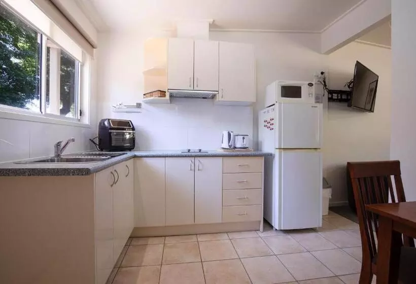 モーテル Adina Lodge Holiday Apartments