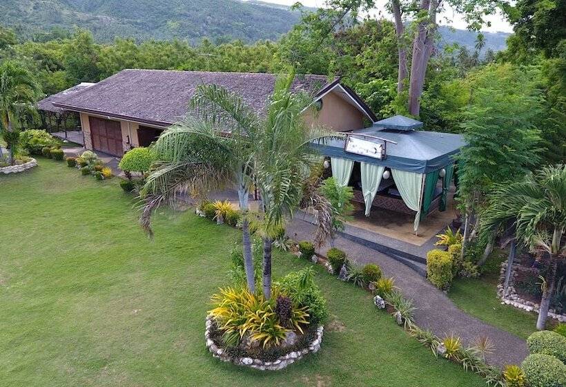 Parrot Paradise Resort