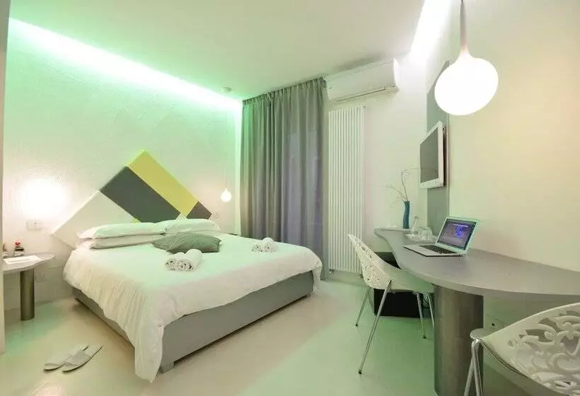 پانسیون Design&art Pie Elegant Rooms Near The Pantheon, Calm & Central Stay