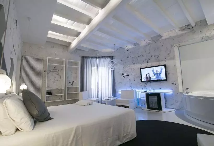پانسیون Design&art Pie Elegant Rooms Near The Pantheon, Calm & Central Stay