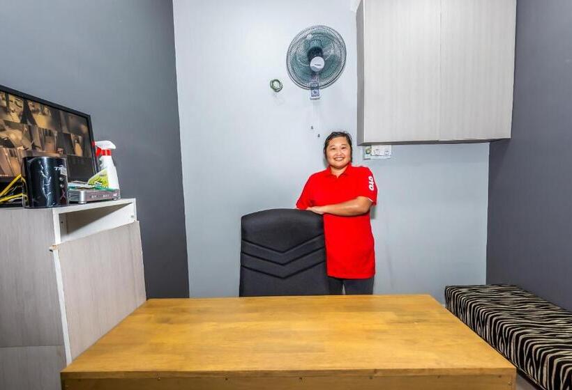 Ho Hotel By Oyo Rooms