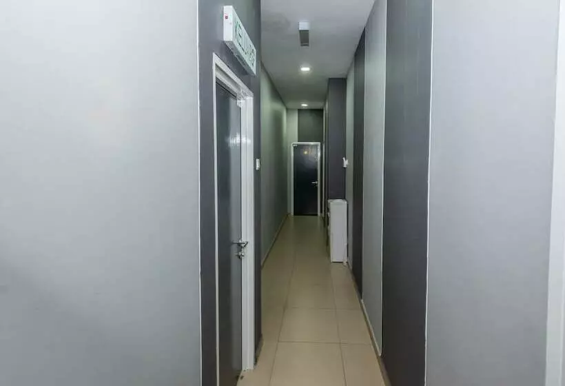 Ho Hotel By Oyo Rooms