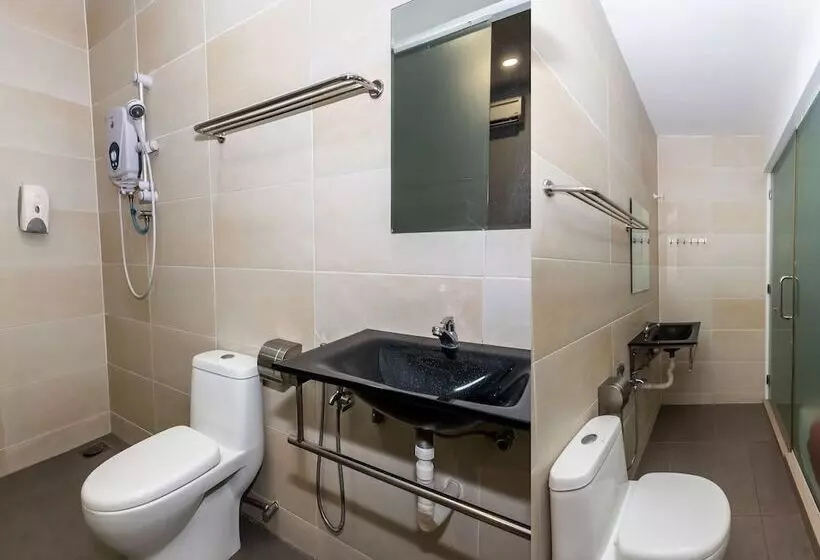 Ho Hotel By Oyo Rooms