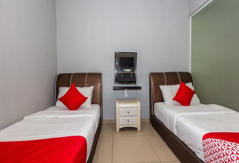 Ho Hotel By Oyo Rooms