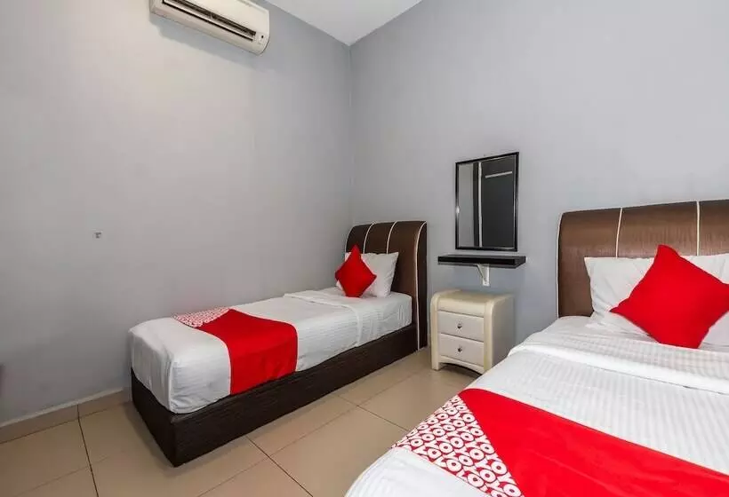 Ho Hotel By Oyo Rooms