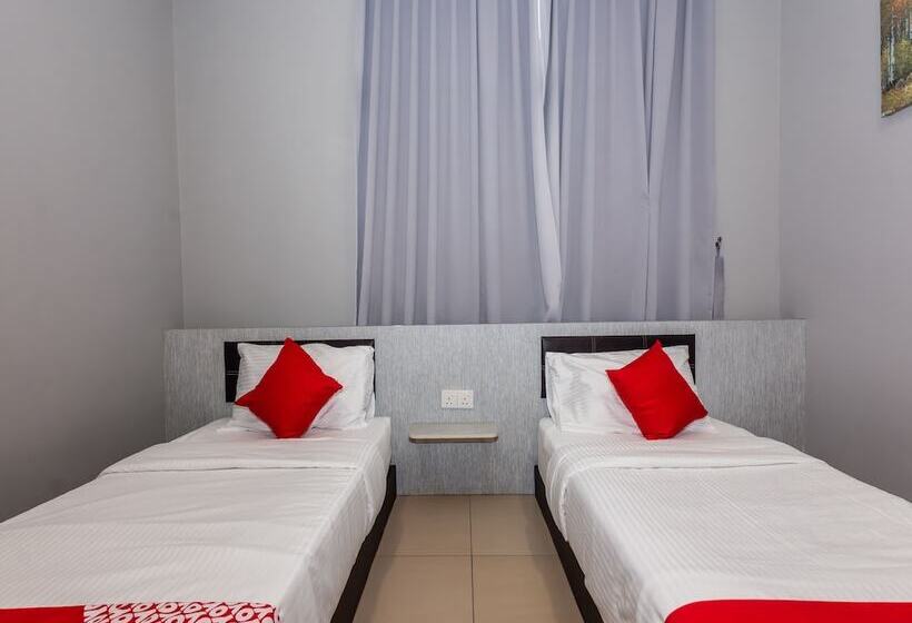 Ho Hotel By Oyo Rooms