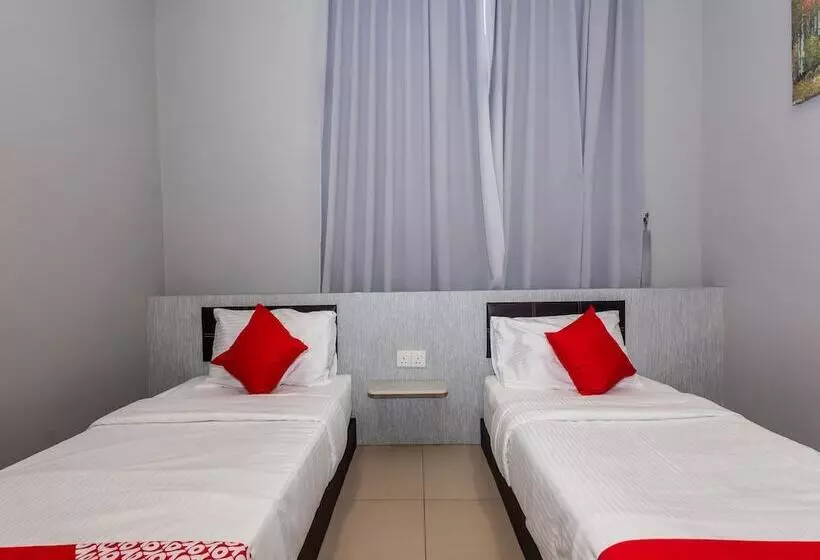 Ho Hotel By Oyo Rooms