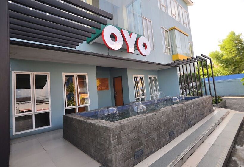 בית מלון כפרי Appartel Cempaka By Oyo Rooms