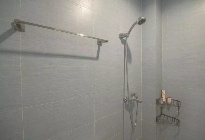 Hotelli Appartel Cempaka By Oyo Rooms